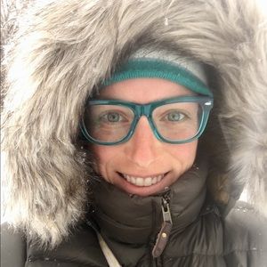 Meet your Posher, Angela